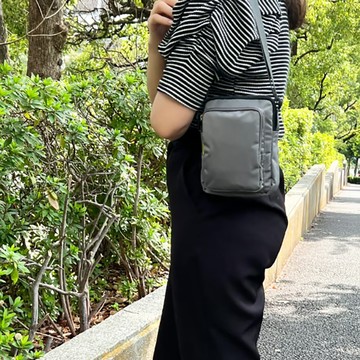 日本BEEM - JOUET 尼龍防潑水外出小包-灰色