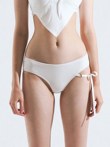 One-Side Ribbon Low-Waist Asymmetrical Bikini Panty [Beige]