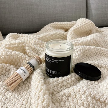 JIN CHA GOD-大豆精油蠟燭 燃燒時內有經文 三款味道 (單顆包裝)