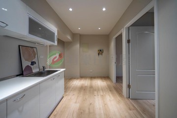 捷運旁明亮二房｜小資成家現成入主✨休旅車位｜台中市西屯區成都路