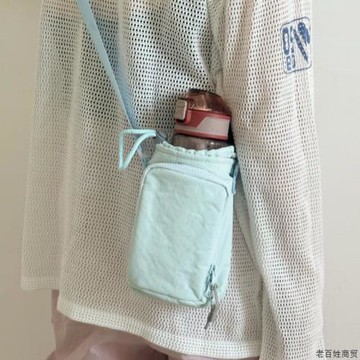 小眾設計新款斜挎單肩水壺包手機包防水瑜伽包跑步運動戶外便攜包