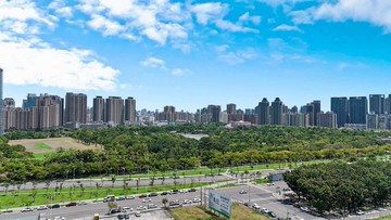 大3房規格室內32.6坪~客廳超大超明亮~屋況很棒｜高雄市鼓山區葆禎路