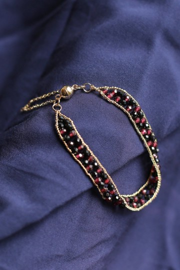 No.8-原創 & 赤焰 | 黑尖晶 紅石榴石 | 天然石手鏈 新中式