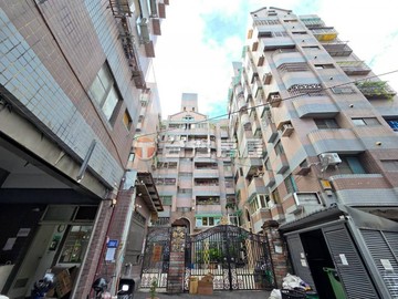 泰和精美3房附車位，學區生活好便利｜彰化縣彰化市彰益街