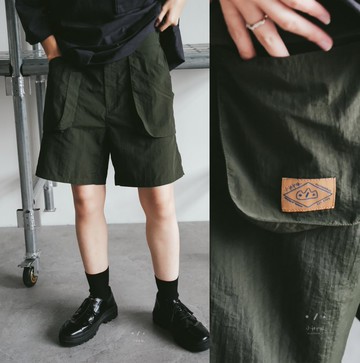 小我獨家 路上觀察家防潑水雙層口袋短褲 - 2色 - 綠綠