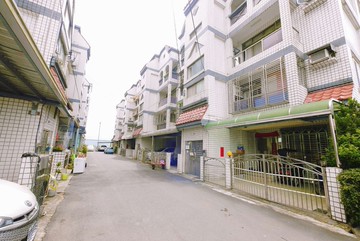 蔡佳宸★近西安公園採光佳雙套房重疊3+4樓車位別墅｜宜蘭縣冬山鄉鹿埔路