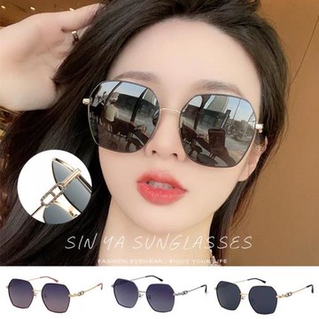 【SINYA】時尚韓版金屬墨鏡 精品簍空鑲鑽造型 修臉神器 大框顯小臉 輕量/防眩光/抗UV400
