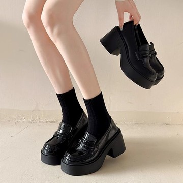 🔥台灣出貨🔥厚底黑色小皮鞋女英倫風高跟樂福鞋子配裙子粗跟單鞋 厚底樂福鞋 女鞋  樂福鞋 防水鞋