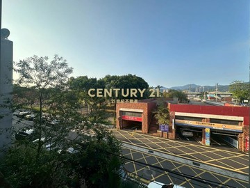 富錦新村三樓️21非霏｜台北市松山區富錦街