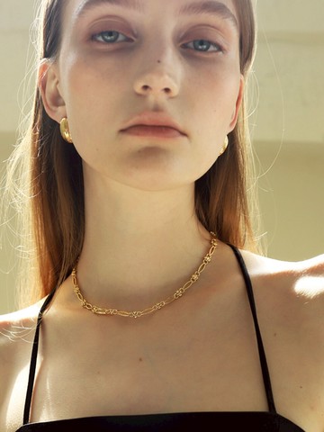 Pebble Chain Choker Necklace