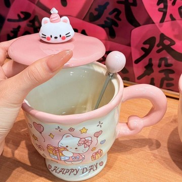 ✨元氣新品✨可愛卡通生日蛋糕精緻帶蓋勺陶瓷杯送女生高顏值有意義生日禮物VJQE