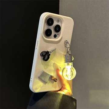 iPhone 趣味保護殼 夜光小燈泡獨特設計 相容 18/17/16/15ProMax/14Pro/13柔軟防摔女