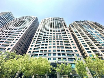 稀有釋出鼎宇美術園邸A高樓層景觀第一排六房雙平車｜高雄市鼓山區明誠四路