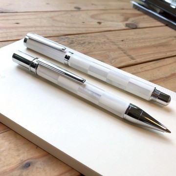 ARTEX 安格斯白雪款貝殼原子筆