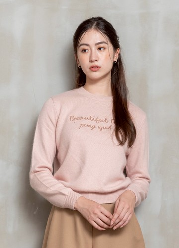 PY by perng yuh Exclusive-美好日子繡飾蓬軟毛線衫