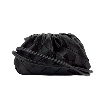 Bottega Veneta Mini Pouch 編織羊皮雲朵零錢頸掛包（577816-黑） _廠商直送