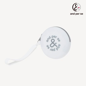 【and per se】白色可愛圓形收納包完美時尚選擇小球袋 DGU0J014