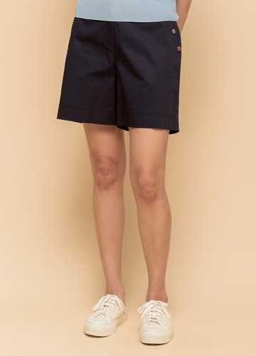 率甜自在釦飾柔棉短褲