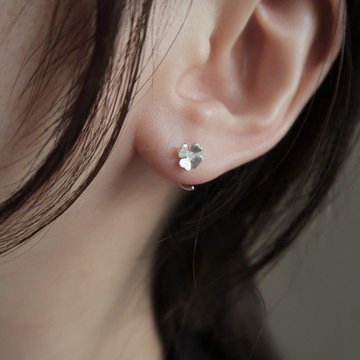 925純銀 迷你幸運草 C型 耳環 一對 免費送禮包裝