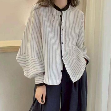 中大尺碼 襯衫 韓版燈籠袖豎條紋拼色長袖襯衫【074725】NOV05｜1色  19LADY〔現貨〕