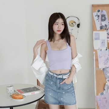 獨家訂製！方領寬肩帶短版BRA TOP背心 WL2151111【現貨】