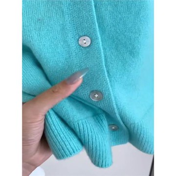 今年流行爆款湖藍色針織開衫上衣女秋冬季桐鄉濮院浣熊絨毛衣外套