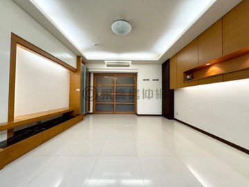 南屯｜五期東興寧靜大四房車位近文心森林公園｜台中市南屯區大墩七街