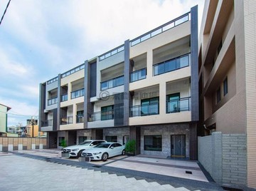 屏東優質好案新埤全新大建坪車墅之5/現場有3戶可選｜屏東縣新埤鄉仁愛街
