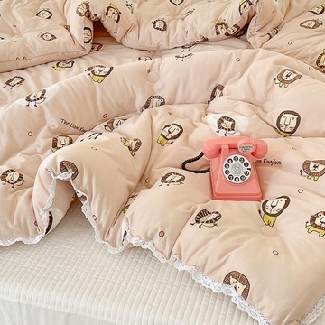 LoveCity 寢城之戀 氣質蕾絲水洗冬被 超保暖針織親膚透氣  210 x 180cm  獅子王國