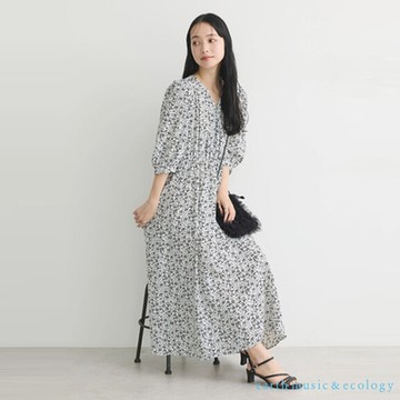 earth music  花卉圖案收腰綁結V領五分袖洋裝