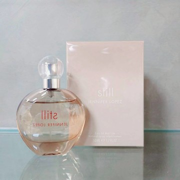 JENNIFER LOPEZ STILL 淡香精(50ml) 花香調/柑橘/英國伯爵茶/白胡椒/清酒/忍冬玫瑰/野茉莉