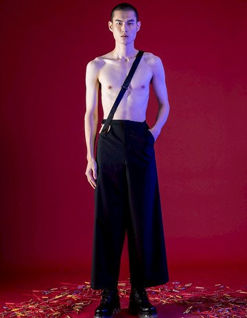 髖骨鏤空解構寬褲