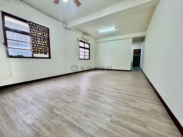 ⭕️學區公園旁⭕️豐北體育場邊間採光透天｜台中市豐原區豐北街