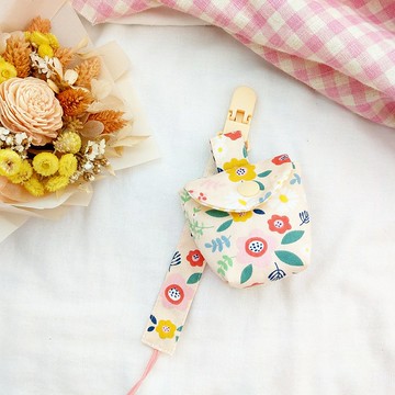 法式花園。奶嘴收納袋 / 奶嘴鏈 (可繡名字)