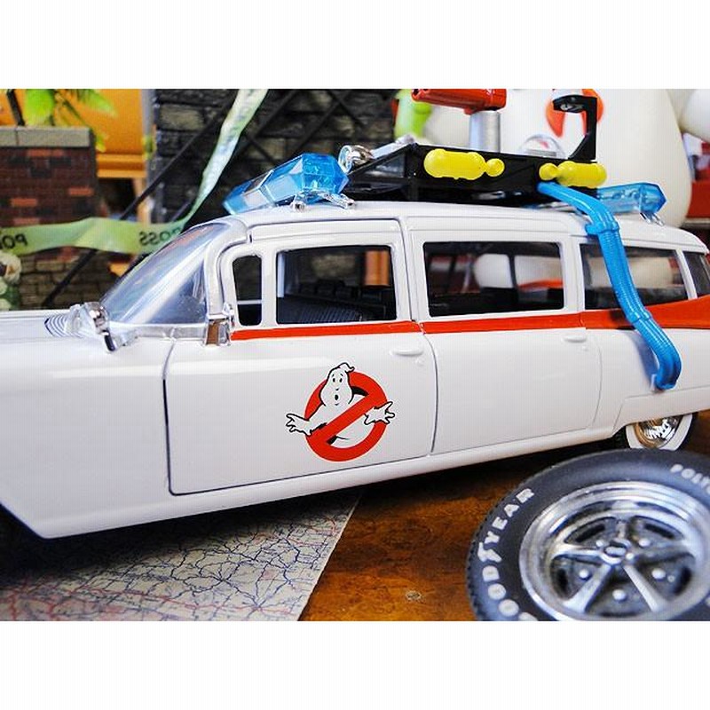 映画 ゴーストバスターズ ECTO-1 ダイキャストミニカー 1/24