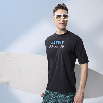 莫妮娜 台灣製 寬鬆版五分袖防曬 機能上衣 (男女適穿)中性款 黑