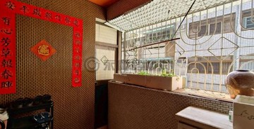 南區中興大學旁｜屋主起家厝｜二樓公寓｜前後陽台｜台中市南區公理街