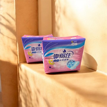 Kotex 靠得住 乾爽超薄護翼衛生棉( 柔棉 夜用28cm ) 16片 / 包【衣橙購物】