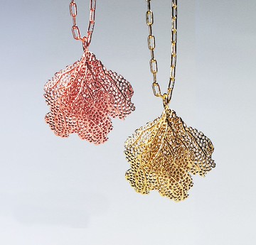 珊瑚吊墜 , 銀項鍊 ,