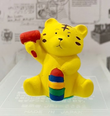 【震撼精品百貨】日本精品百貨~日本動物招財擺飾/陶瓷擺飾-虎#46271