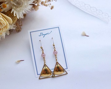 黃酮耳環 I 草莓晶