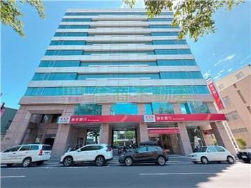 南屯區大坪數一層一戶商辦2車位｜台中市南屯區五權西路二段