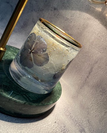 花漾水晶容器香薰蠟燭 - 藍天 【柑橘常春藤香氣】