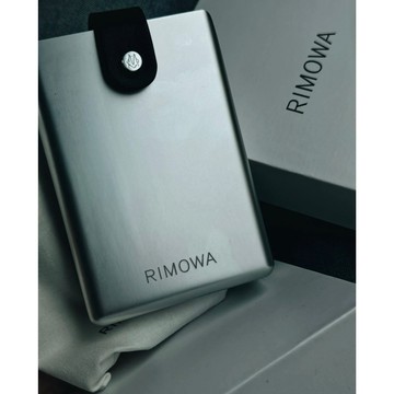 德國｜RIMOWA 鋁製行李箱撲克牌