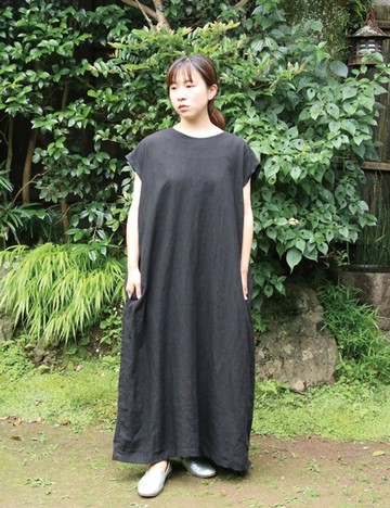 亞麻法式袖連身長裙 黑色