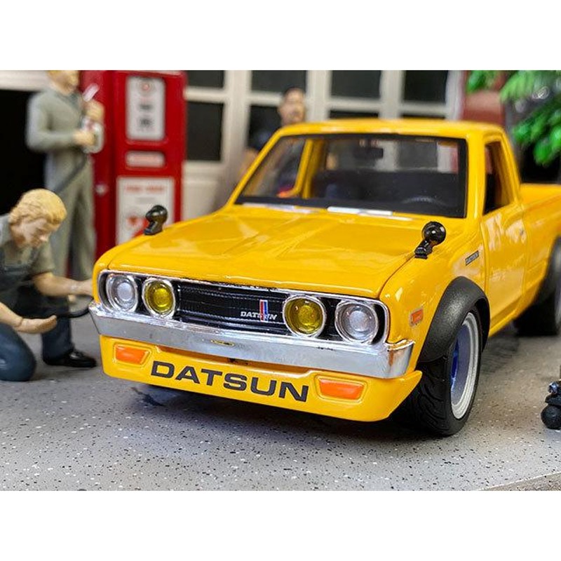 マイスト 1973年ダットサン ピックアップトラック620カスタム ダイキャストミニカー 1/24スケール □ アメリカン雑貨 （オレンジ） |  LINEブランドカタログ