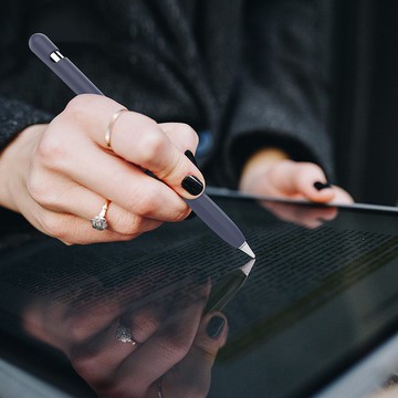 Apple Pencil 1代 超薄矽膠保護套 - 單色款(附充電轉接頭防丟線)