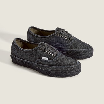 Premium LX Authentic 44 黑灰色丹寧滑板鞋