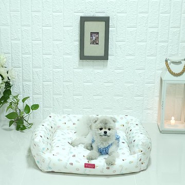 Doogy Pet 寵物涼感人造絲坐墊  1個  中號(48 x 57 x 16 厘米)  白色