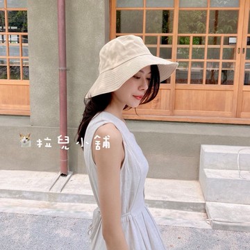 「拉兒小舖」台灣現貨 韓素面漁夫帽 大沿防曬遮陽帽  大遮臉帽 防曬 毛邊漁夫帽 遮陽帽